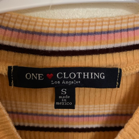 Yellow stripped shirt - Picture 3 of 3